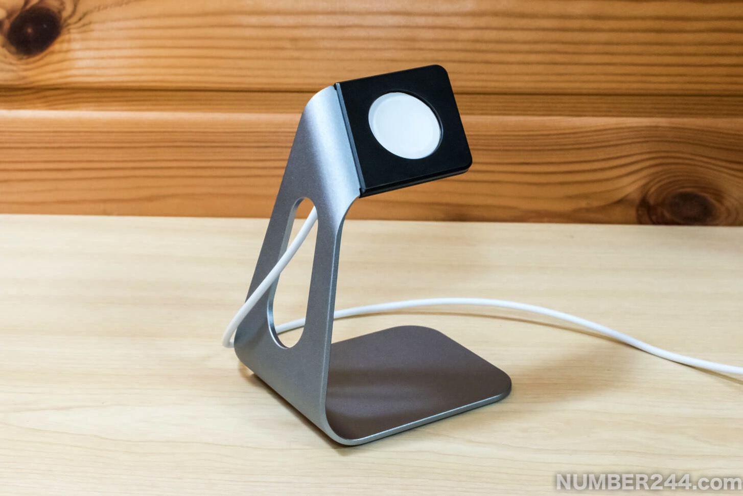 Moobom Apple Watch stand3
